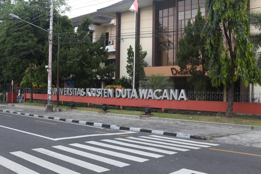 H Boutique Hotel Jogjakarta Джокьякарта Экстерьер фото